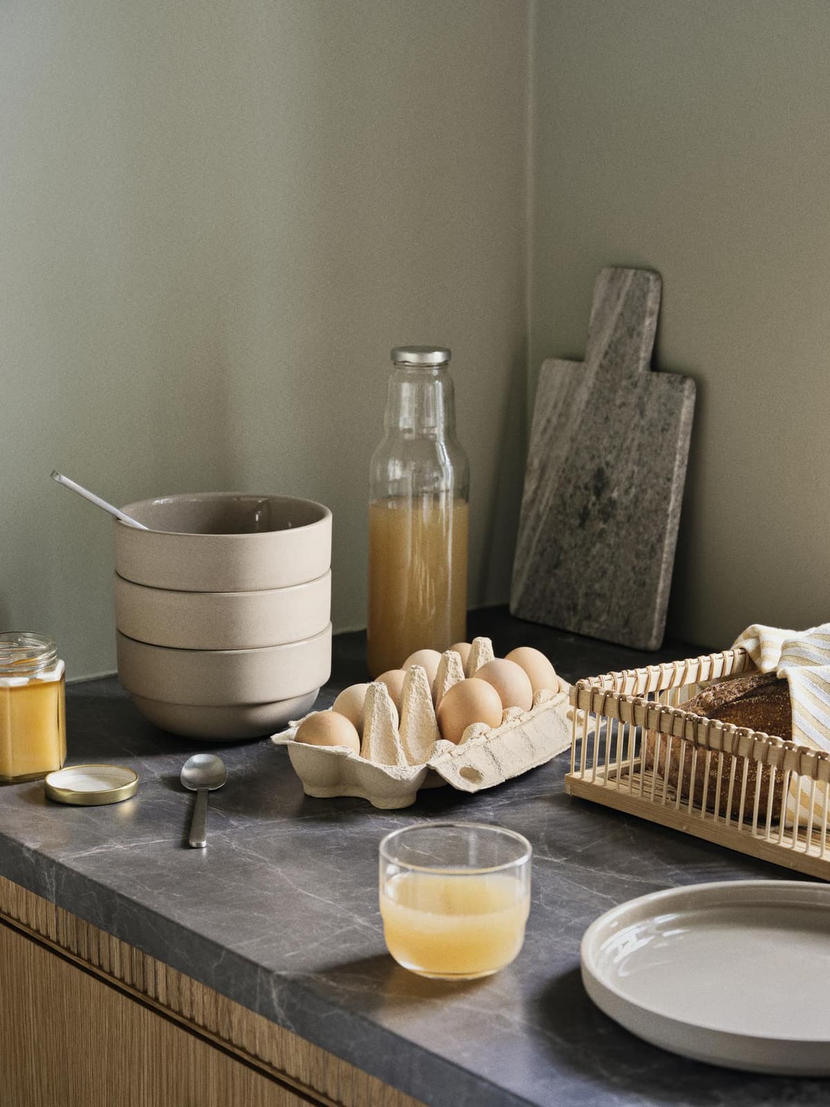 Broste Copenhagen Adam Snijplank 17x30 White Marble thumbnail 4