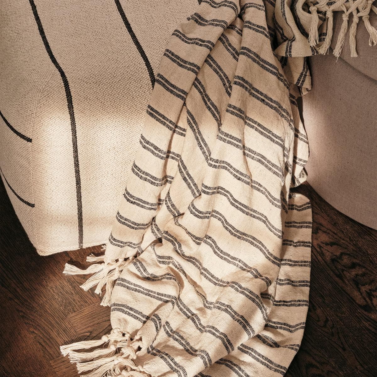 Broste Copenhagen Elly Plaid 130x160 Black/Natural thumbnail 4