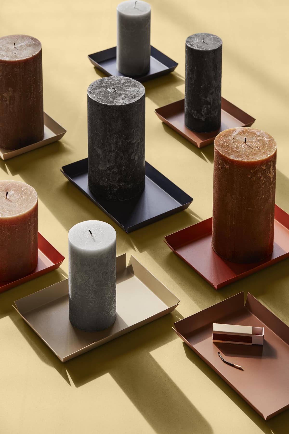 Broste Copenhagen Erika Dienblad 21x33 Meerkat Bruin thumbnail 2