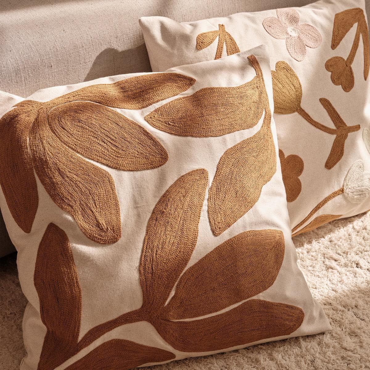 Broste Copenhagen Rosita Kussen 50x50 Black/Natural thumbnail 3