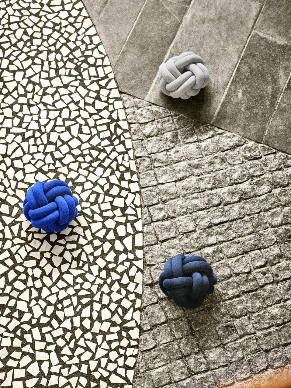 Design House Stockholm Knot Kussen 30x30 Grijs thumbnail 3