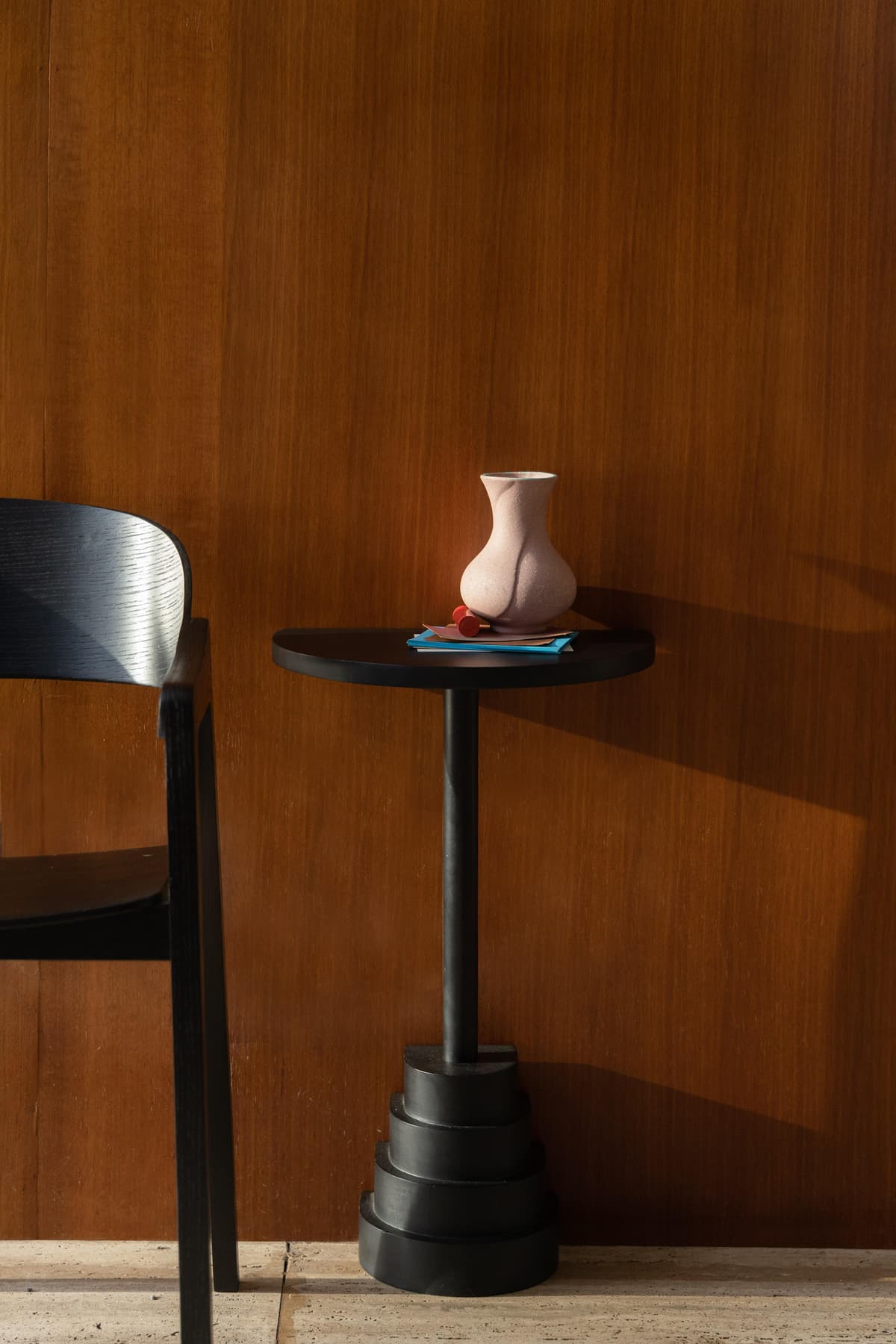 Dutchbone Lina Wand Bijzettafel Walnoot thumbnail 2