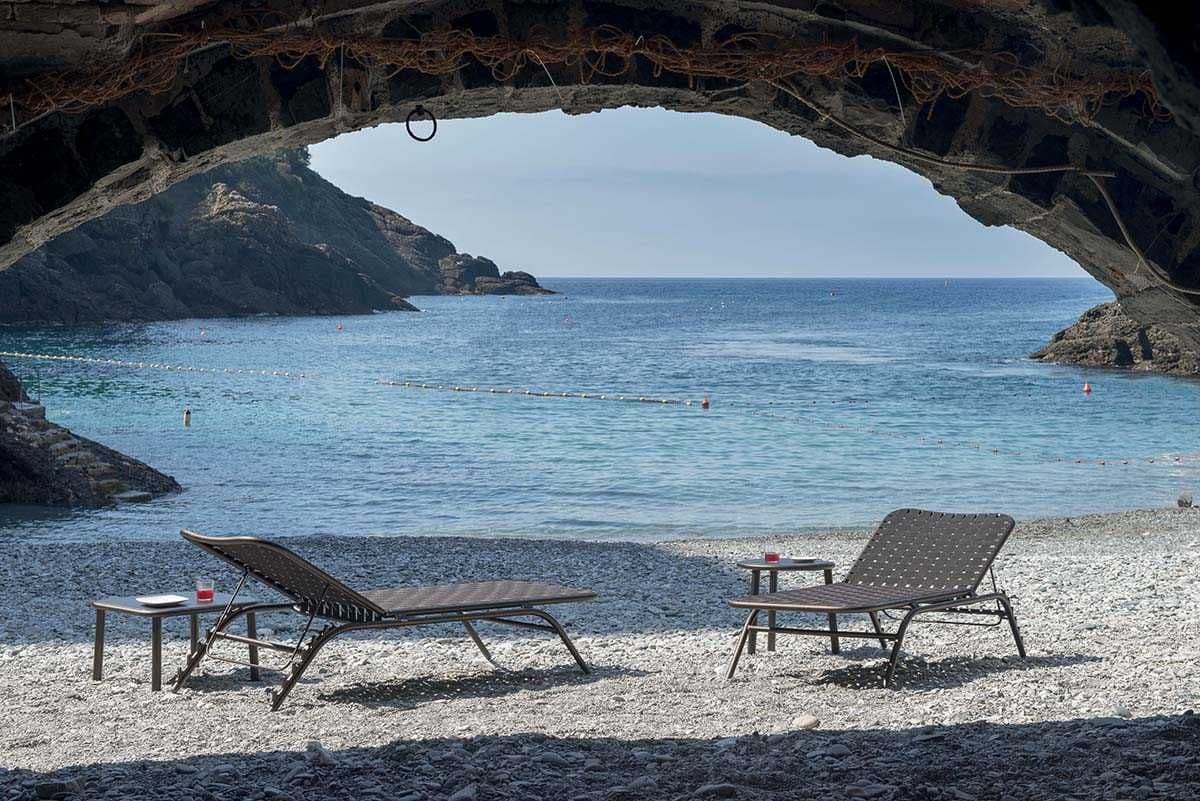 Emu Yard Coffee Table Bijzettafel 60x60 Mat Wit thumbnail 3