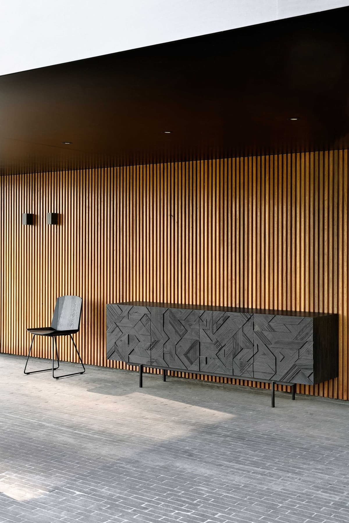 Ethnicraft Graphic Dressoir 224x45 thumbnail 2