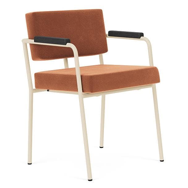 FÉST Monday Stoel Met Armleuning Sand/zwart Royal 160 Magnolia