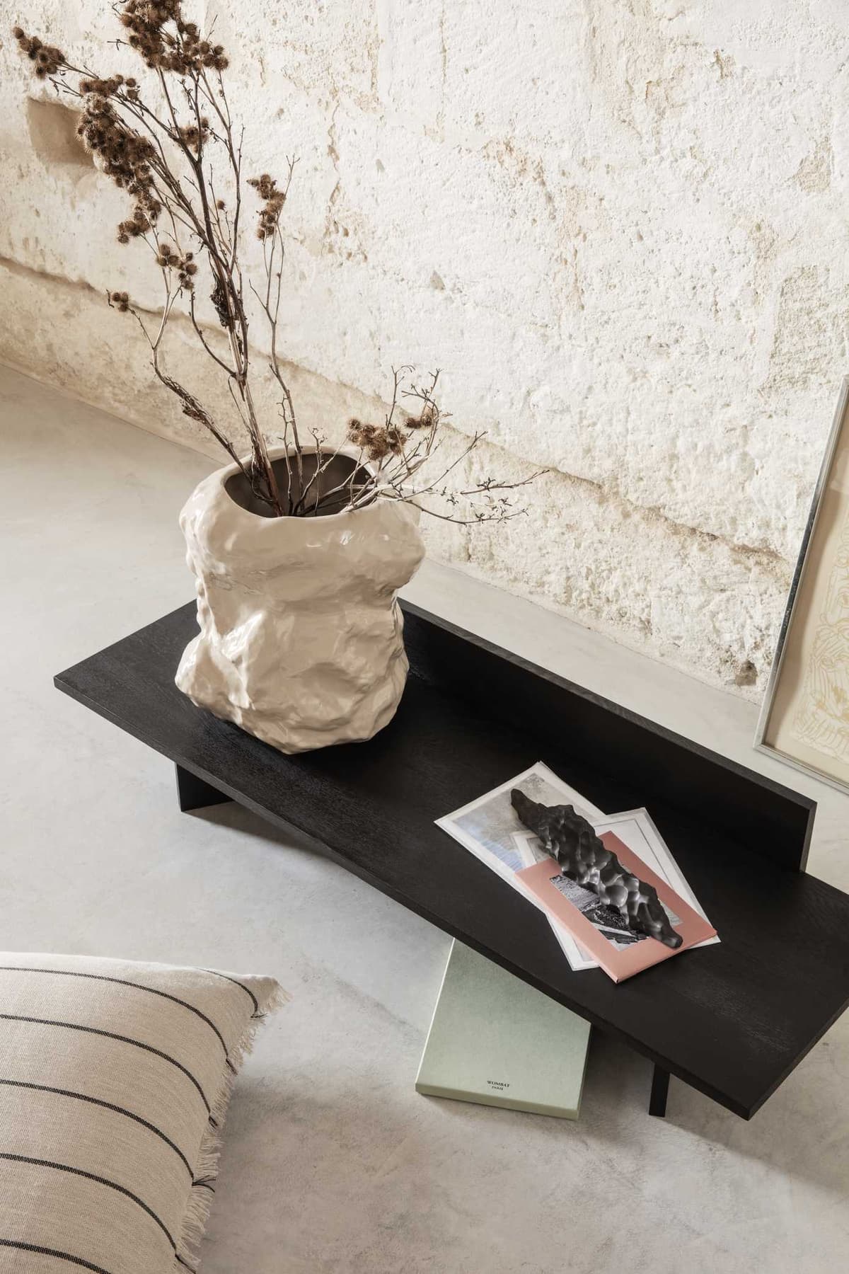 Ferm Living Calm Kussen 78x78 Camel / Black thumbnail 2