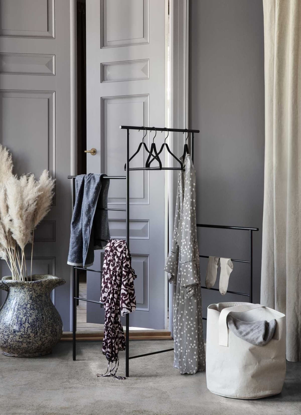 Ferm Living Dora Kledingrek White thumbnail 4