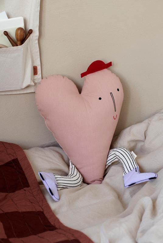 Ferm Living Heart Kussen Dusty Rose thumbnail 2