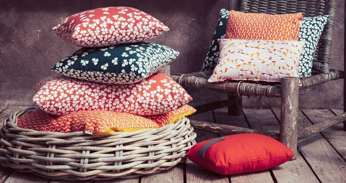 Fermob Trèfle Outdoor Kussen 68x44 Red Ochre thumbnail 3