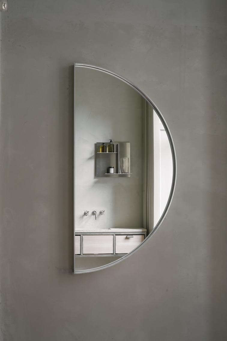 Frama Recess Spiegel Halfrond Large 110x55 thumbnail 4