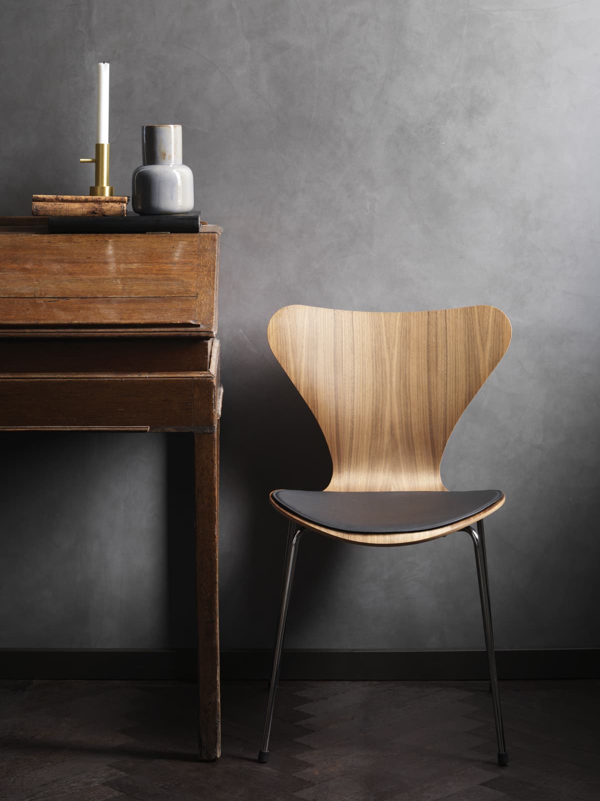 Fritz Hansen Vlinderstoel Series 7 Zitkussen Zwart thumbnail 2