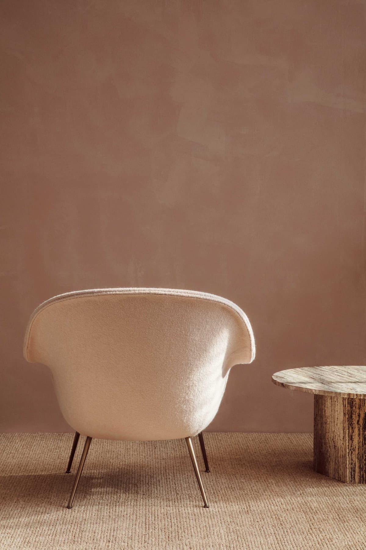 Gubi Epic SalontafelØ60 Neutral White Travertine thumbnail 3