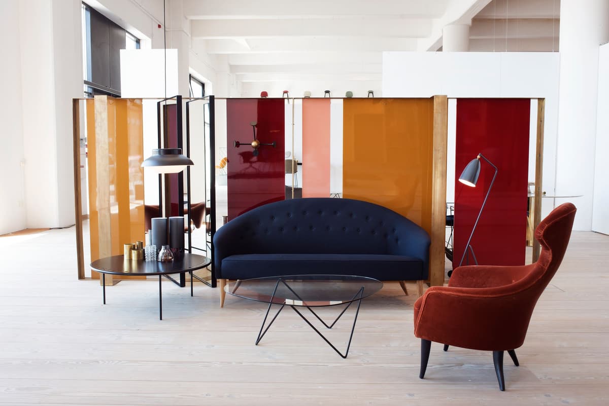 Gubi Pedrera Salontafel 106x86 Messing thumbnail 3