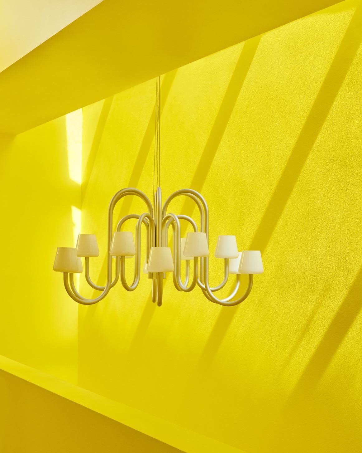 Hay Apollo Kroonluchter 1065 Opaal thumbnail 2