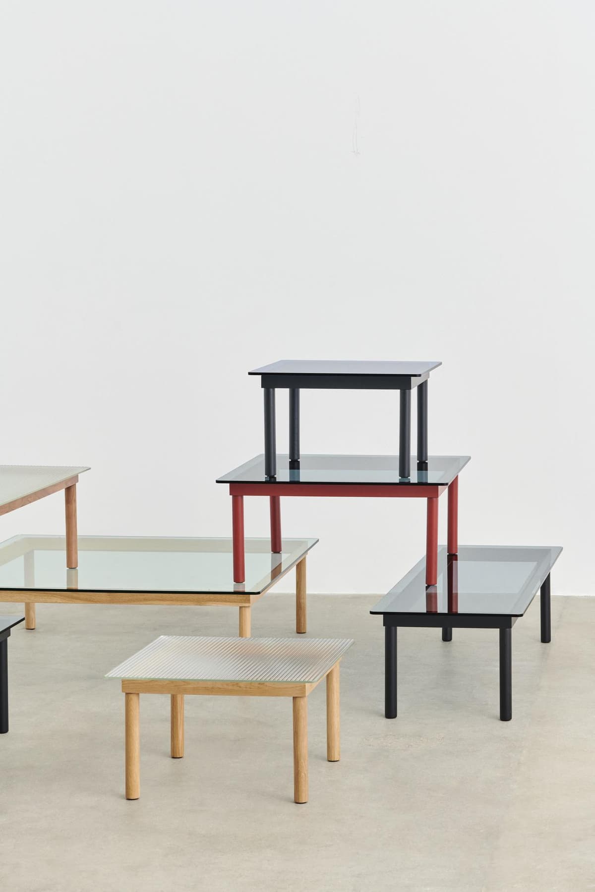 Hay Kofi Salontafel Zwart Gelakt Eiken 80x80 Helder Glas thumbnail 3