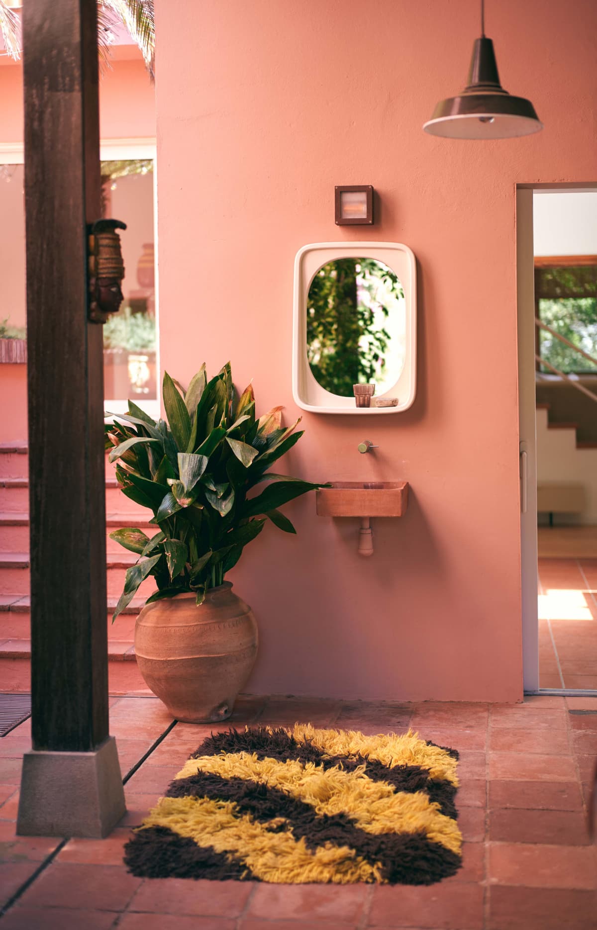 HKliving Curve Spiegel 52x71 Ochre Matt thumbnail 3