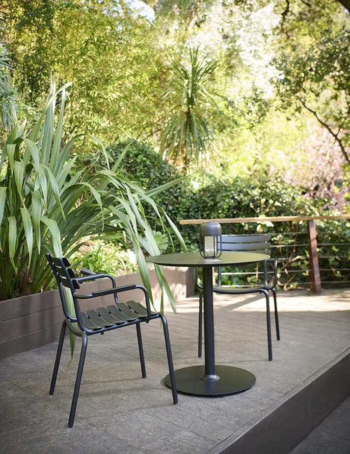 Houe Pico TuintafelØ64 Muted White Rond Onderstel thumbnail 2