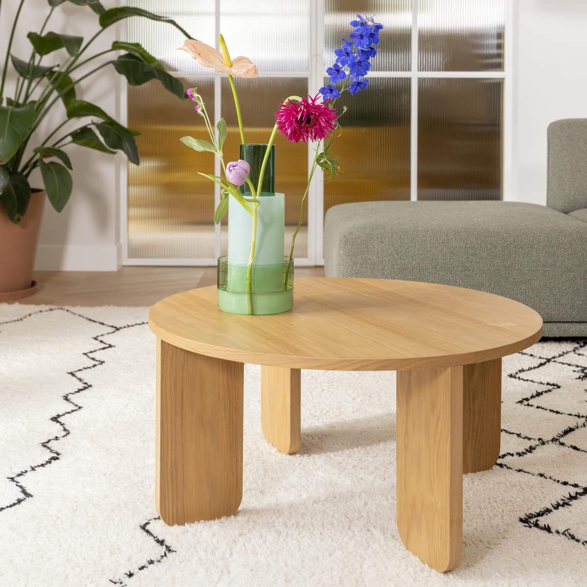 &klevering Amphi Vaas Large Milky thumbnail 3