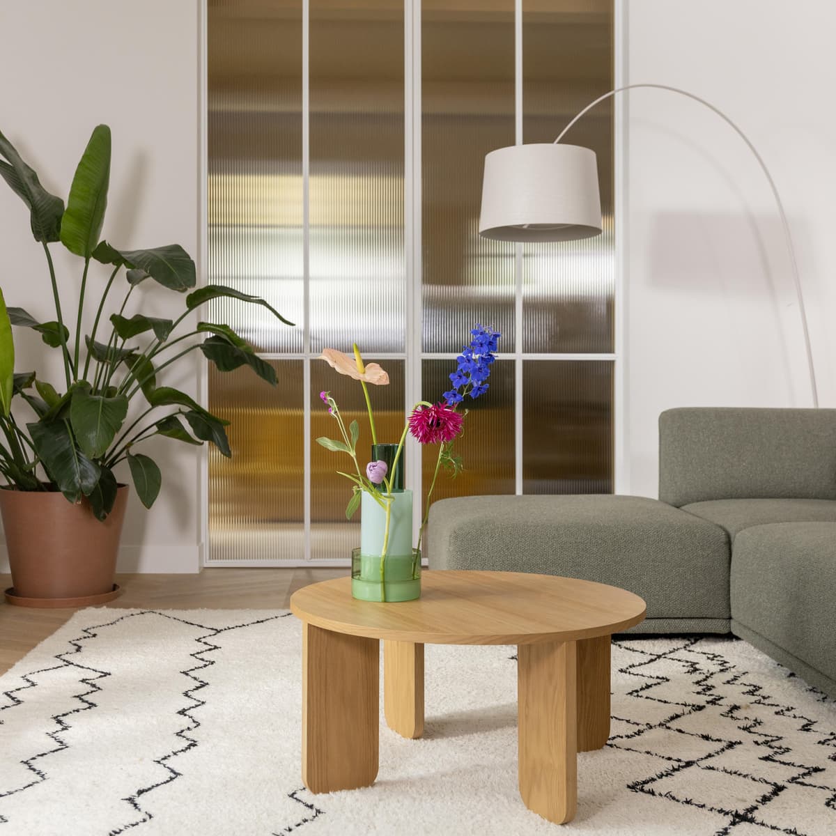 &klevering Amphi Vaas Large Milky thumbnail 4