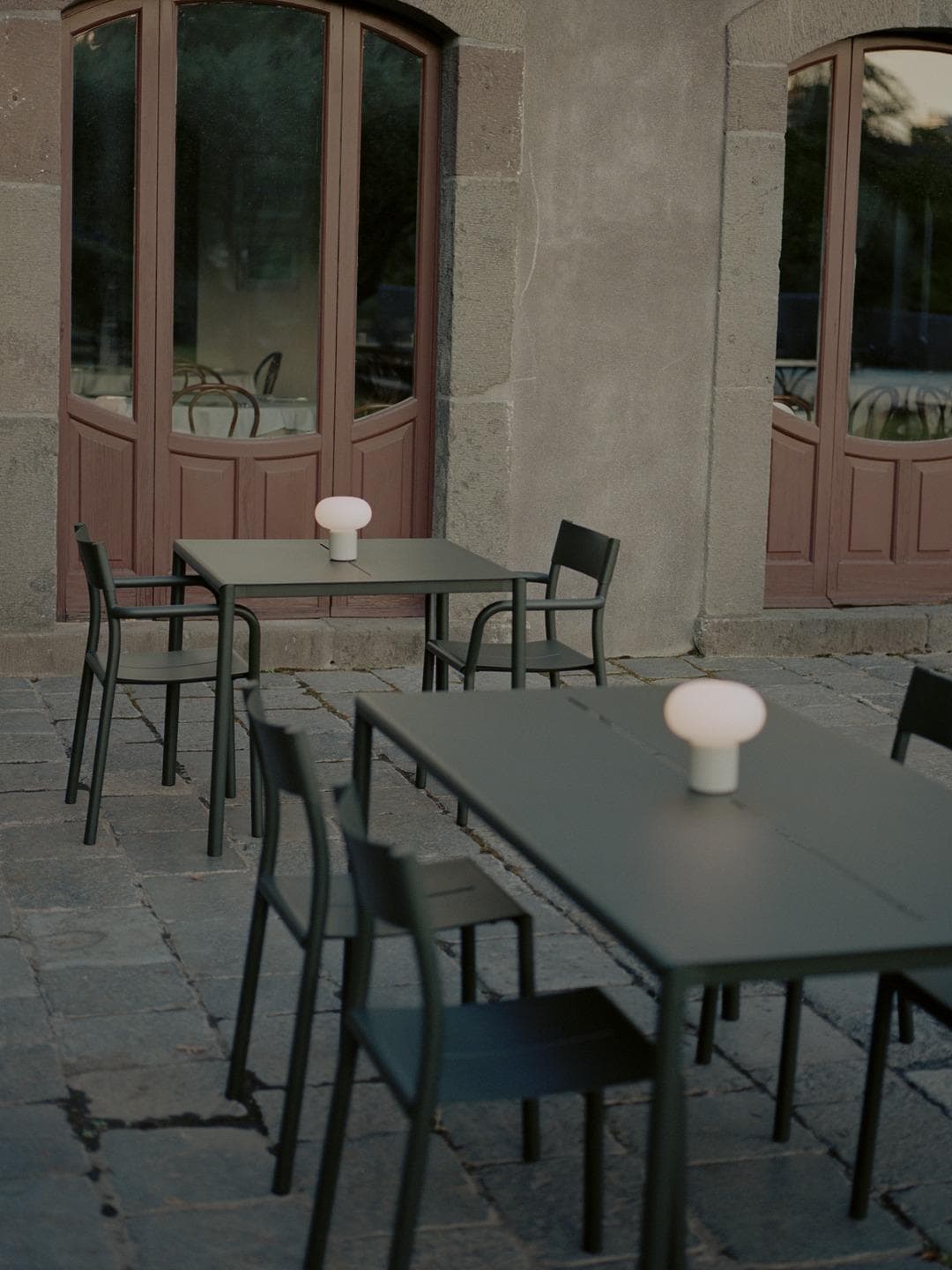 New Works May Tuintafel 170x85 Lichtgrijs thumbnail 2