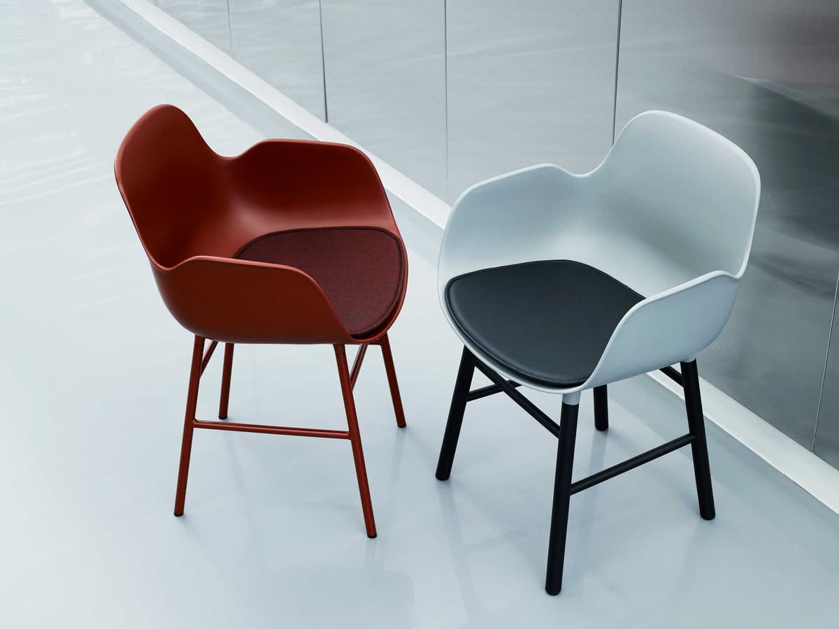 Normann Copenhagen Form Zitkussen Leder Wit thumbnail 2