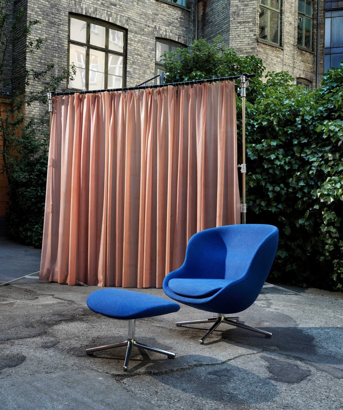 Normann Copenhagen Hyg Alu Voetenbank Ultra Leder Brandy thumbnail 3