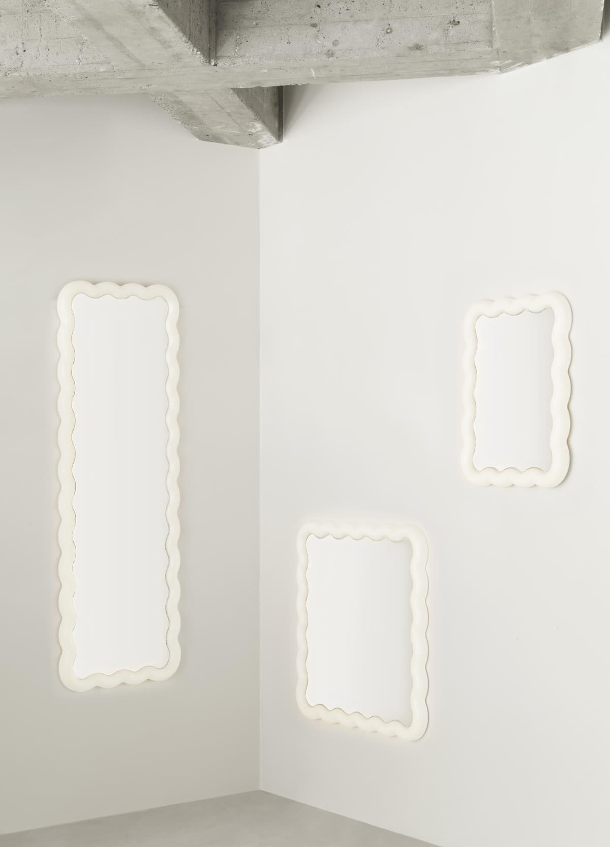 Normann Copenhagen Illu Spiegel Met LED Verlichting 65x50 thumbnail 2