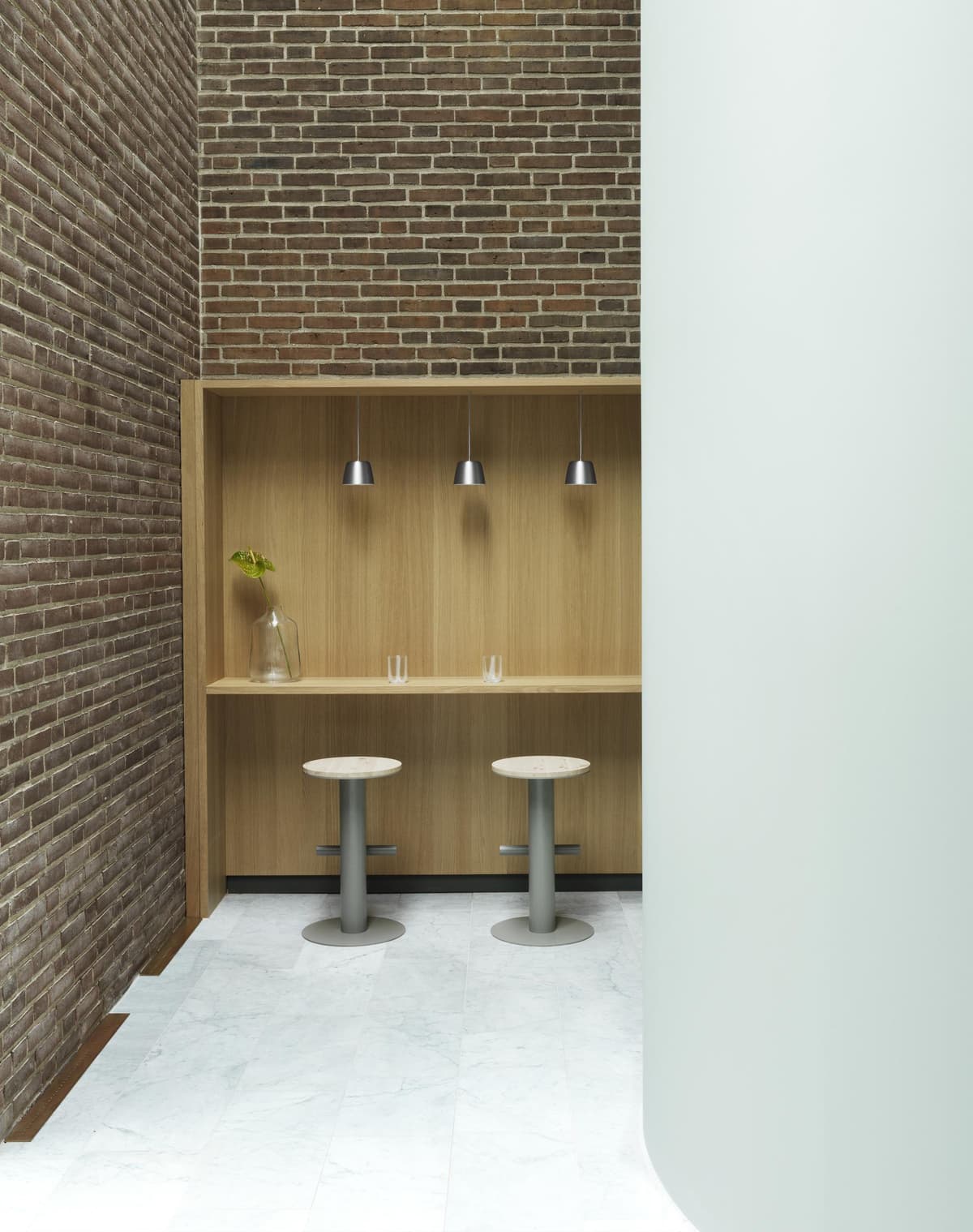 Normann Copenhagen Pole Barkruk 75 Zand thumbnail 2