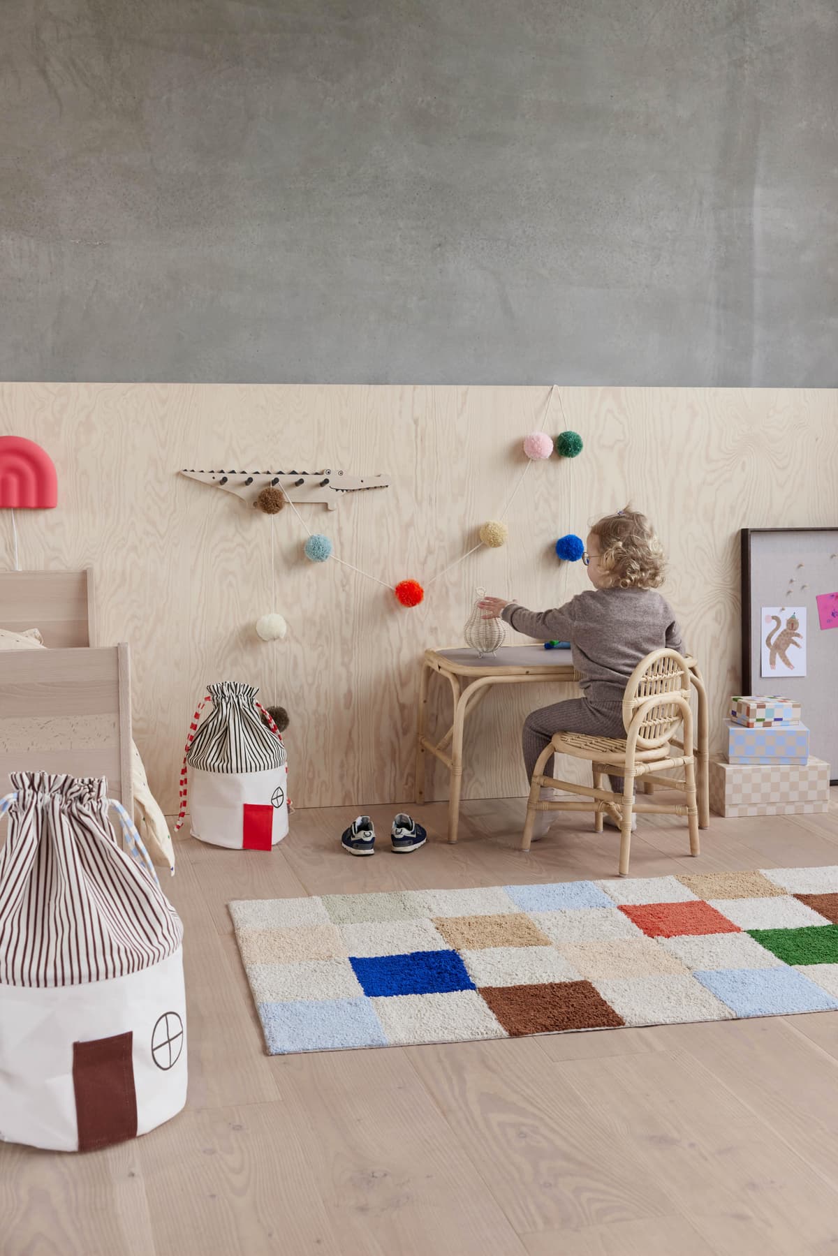 OYOY Nana Mini Kindertafel 70x48 Rattan thumbnail 4