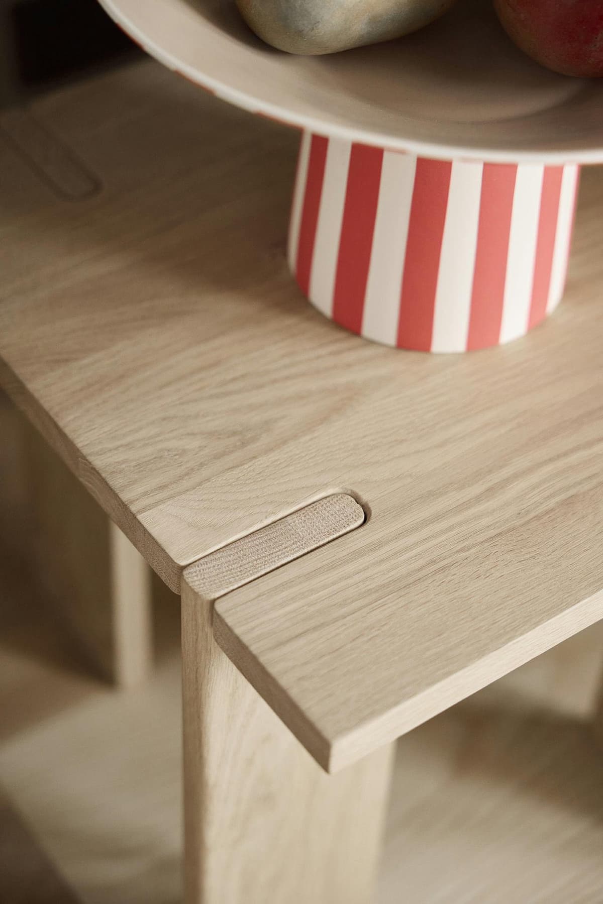 OYOY OY Square Bijzettafel Low thumbnail 4