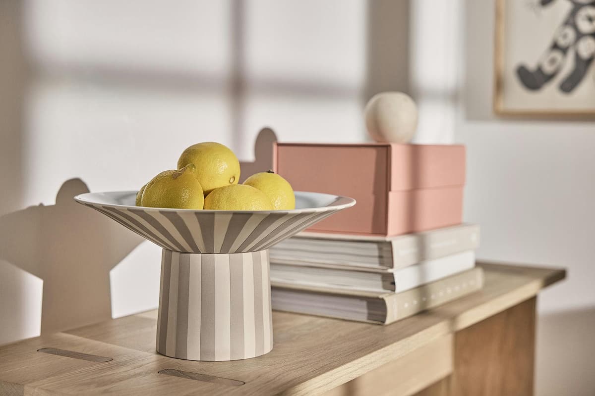 OYOY Toppu Centerpiece Schaal High White/Black thumbnail 2