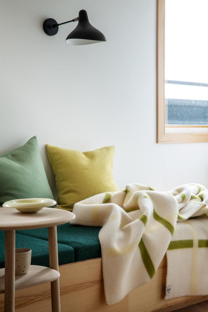 Røros Tweed Knut Plaid 135x200 Cobalt Blue thumbnail 3