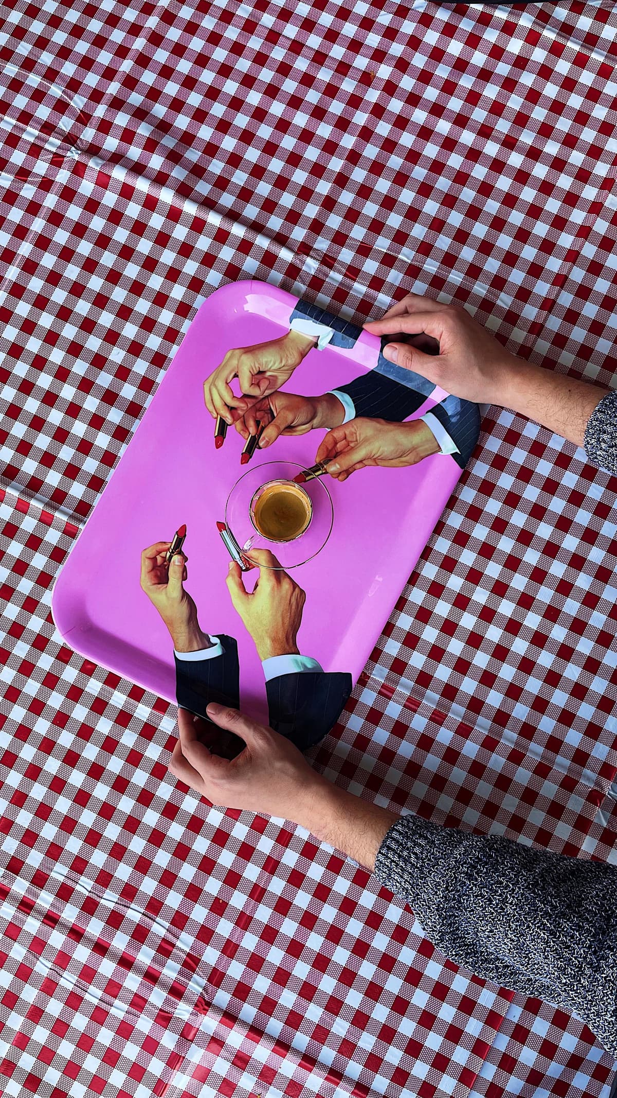 Seletti Toiletpaper Dienblad Lipsticks Pink thumbnail 3