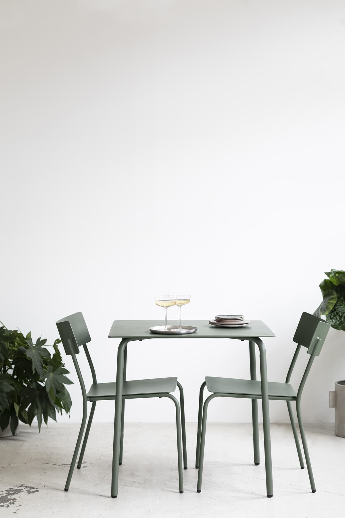 Serax August By Vincent Van Duysen Tuintafel 75x75 Groen thumbnail 2