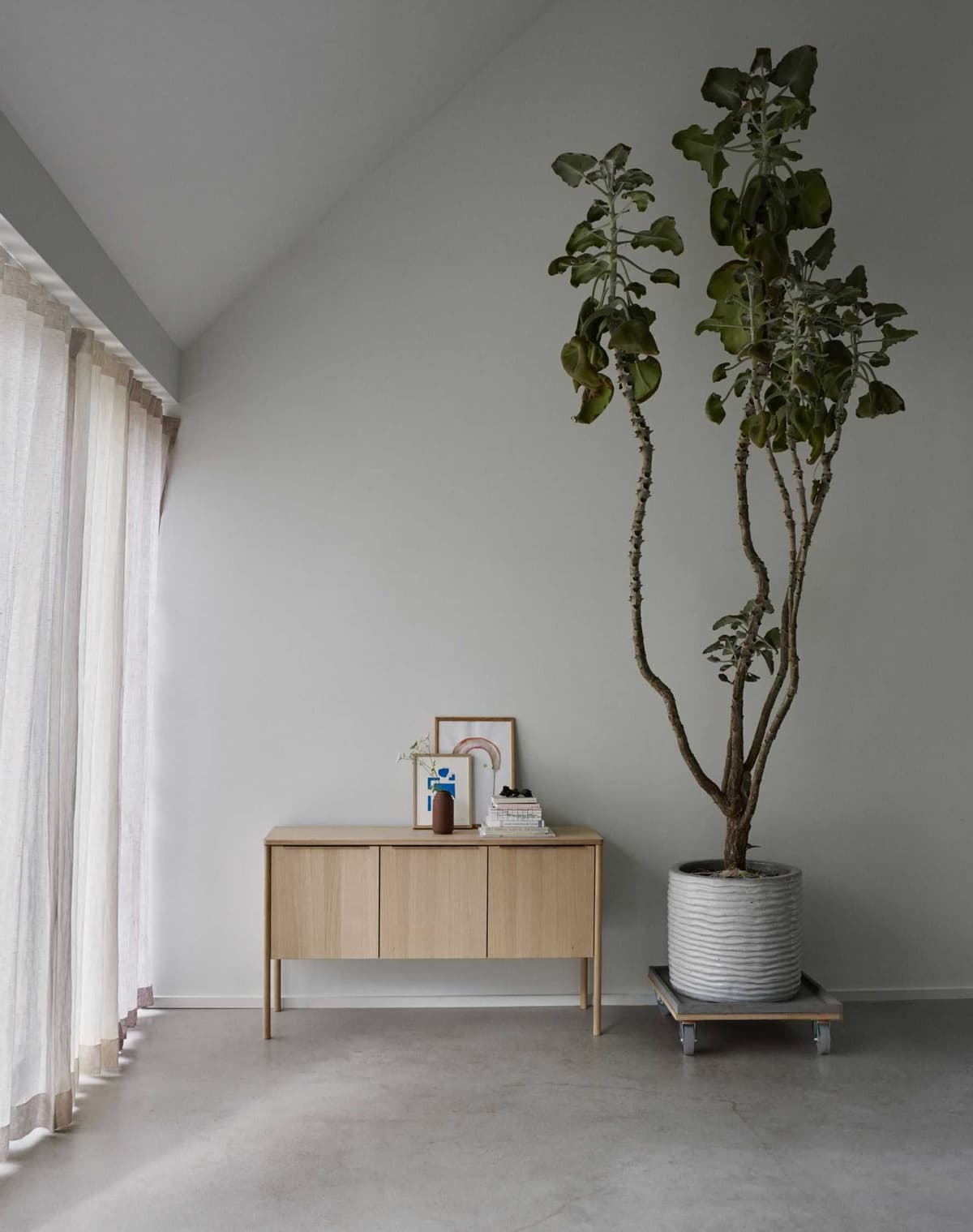 Fritz Hansen Jut Dressoir Black Marble thumbnail 2