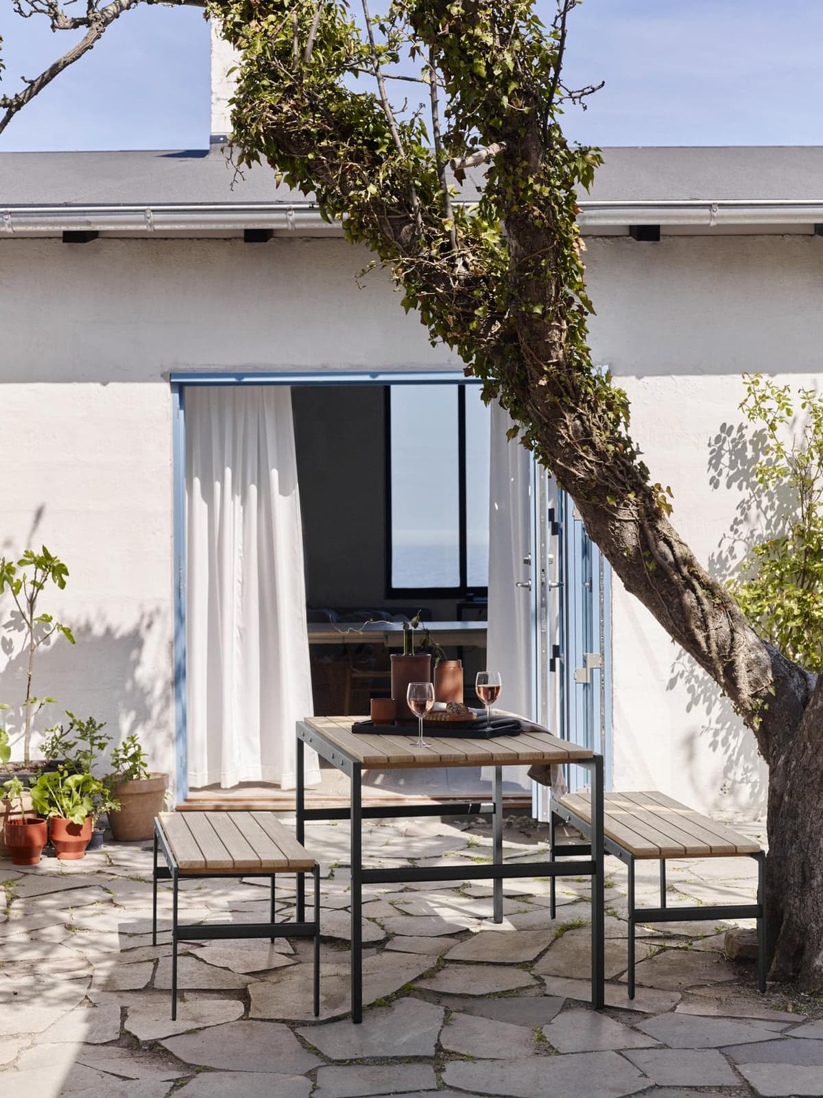 Fritz Hansen Reform Tuintafel 125x71 Anthracite Black thumbnail 3