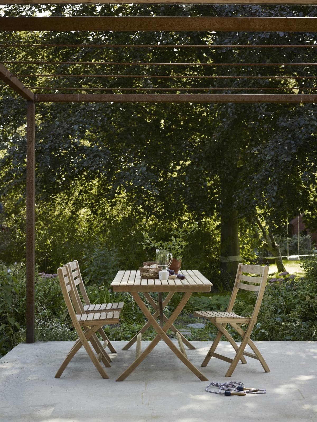 Fritz Hansen Selandia Tuintafel 147x75 thumbnail 2