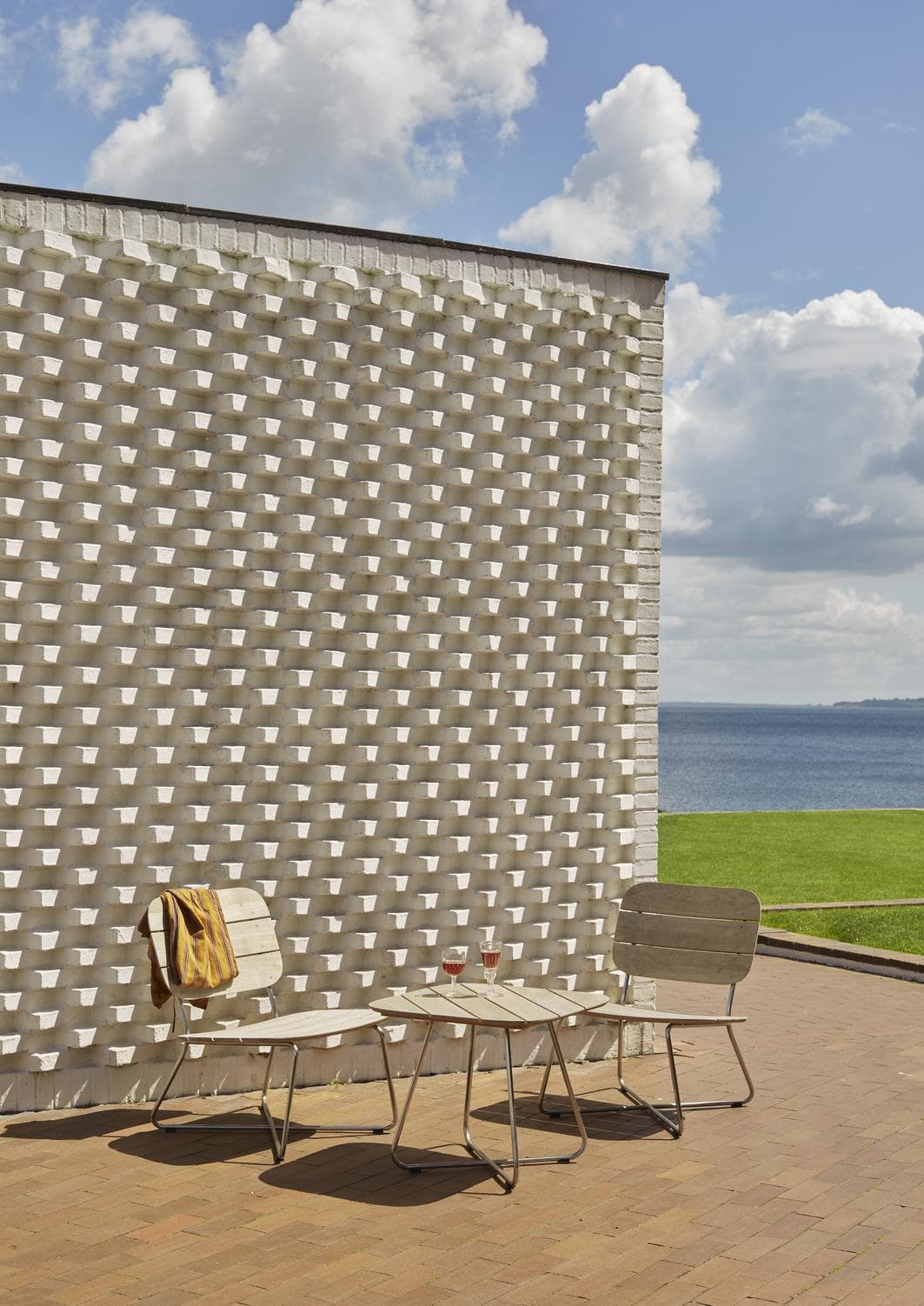 Fritz Hansen Zitkussen Voor Lilium Tuinstoel White thumbnail 3