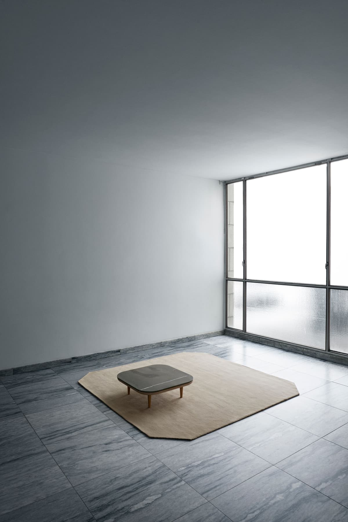 &tradition Fly Salontafel SC11 120x120 Zwart Marmer Onderstel Gerookt Eiken thumbnail 4