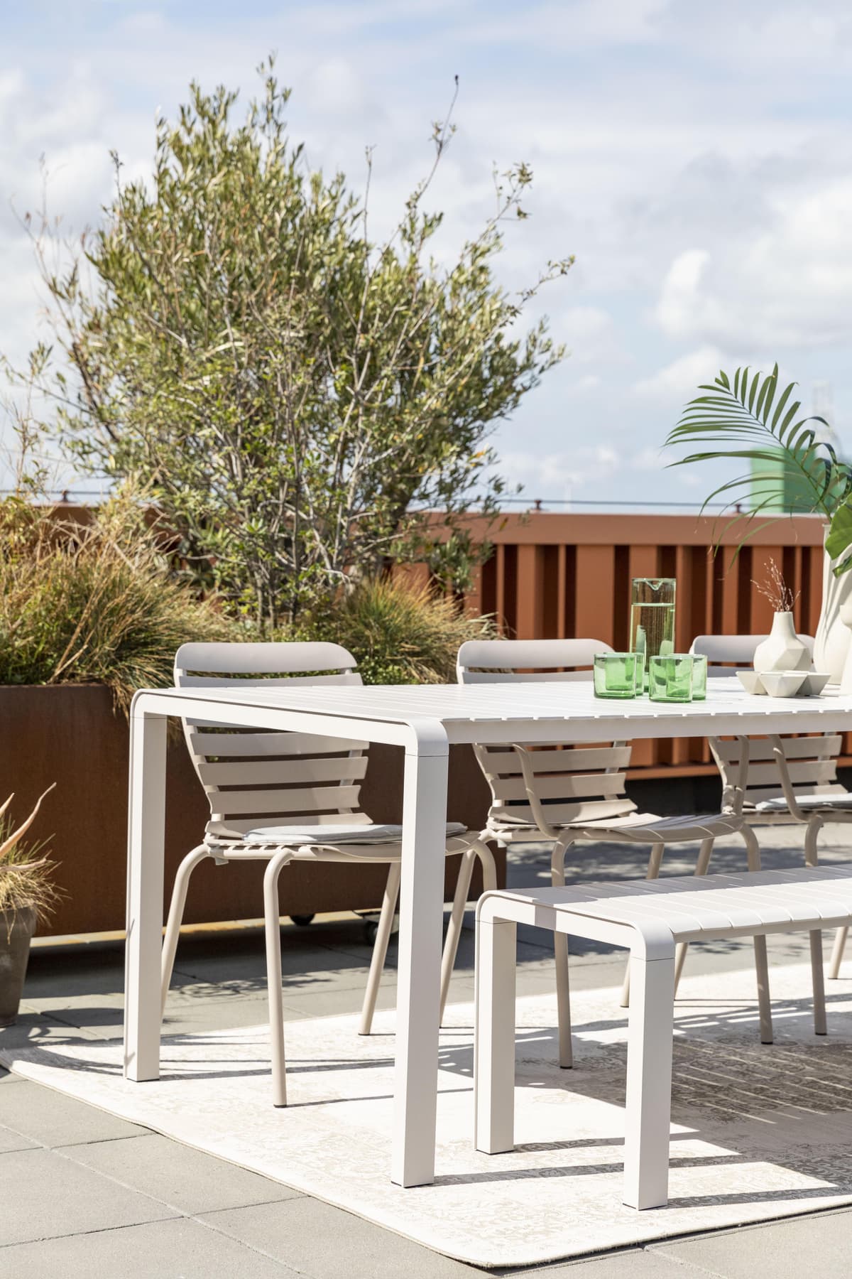 Zuiver Vondel Tuintafel 168x87 Clay thumbnail 3