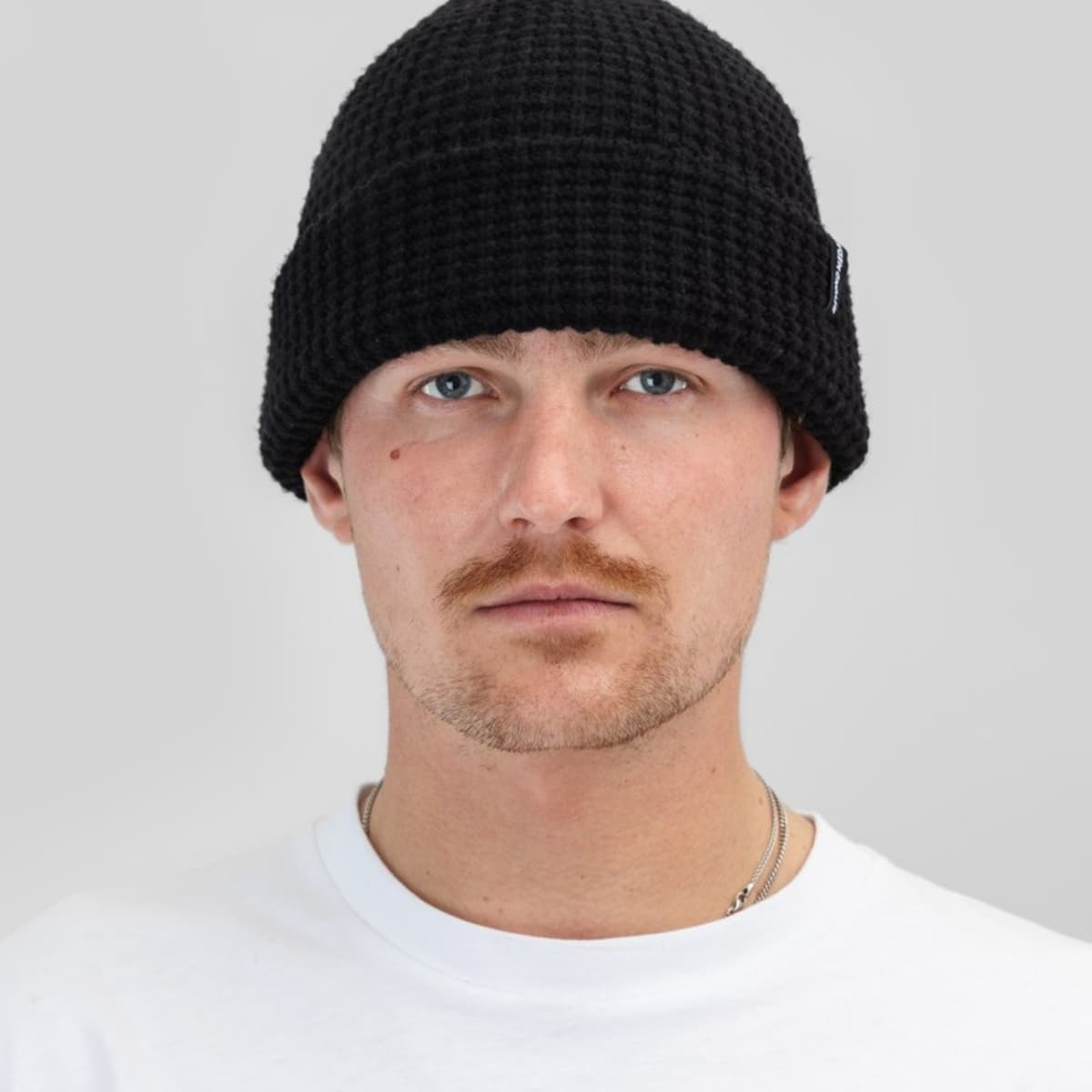 Beyond Medals Waffle Muts Sr Zwart 1 thumbnail 3