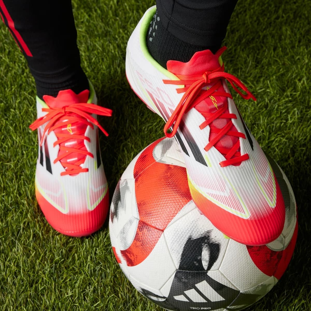 Adidas F50 League Fg/mg Voetbalschoenen Wit 42.5 thumbnail 5