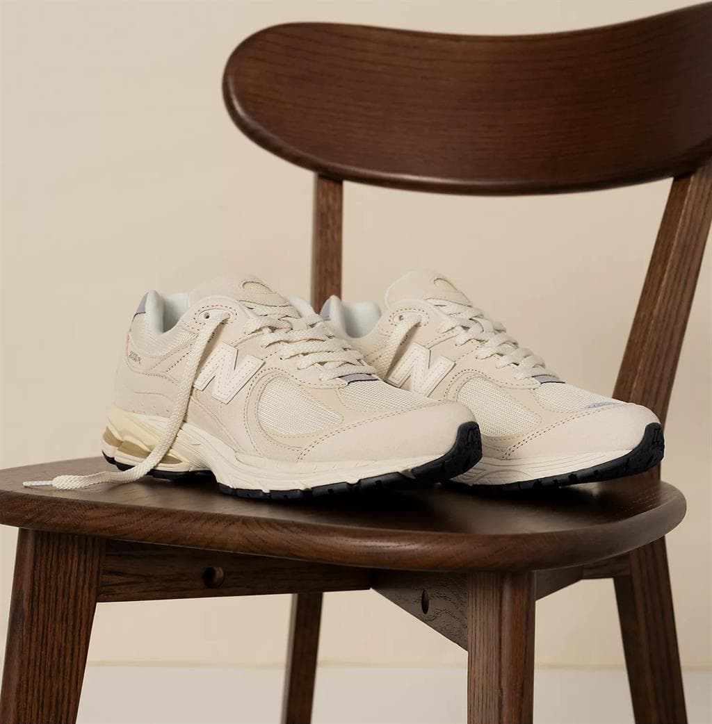 New Balance 2002r Sneakers Sr Beige 42.5 thumbnail 2