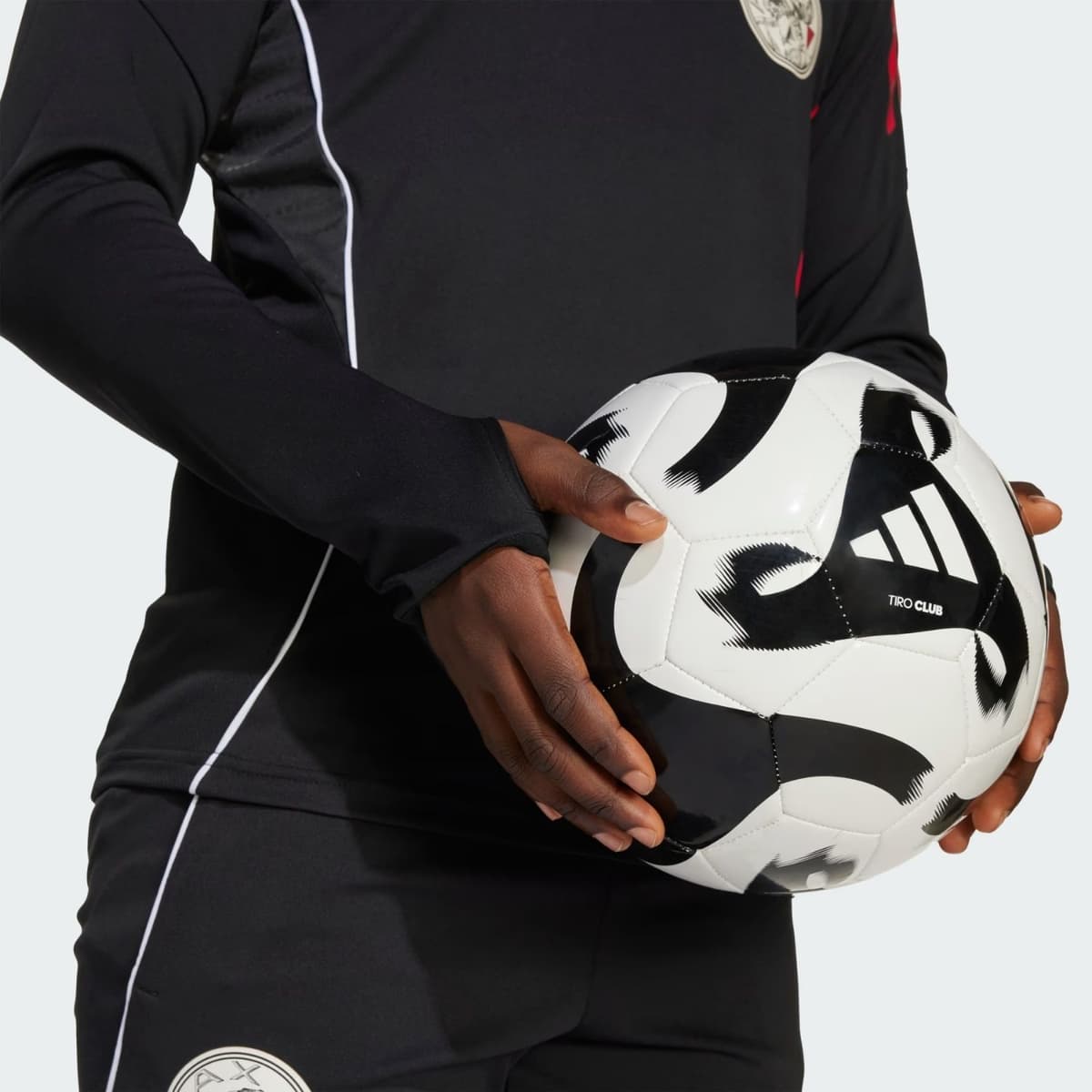 Adidas Ajax Training 25/26 Voetbalsweater  Jr Zwart 128 thumbnail 2