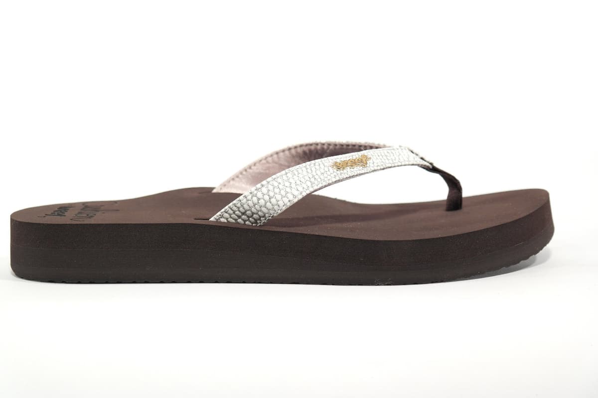 Reef Star Cushion Sassy Slippers Dames Wit 37.5