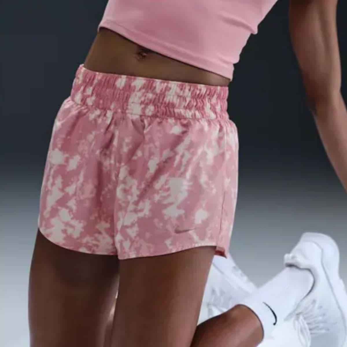 Nike One Dri-fit Mid-rise Sportshort Da Zie 3351 Pink L/40. thumbnail 2