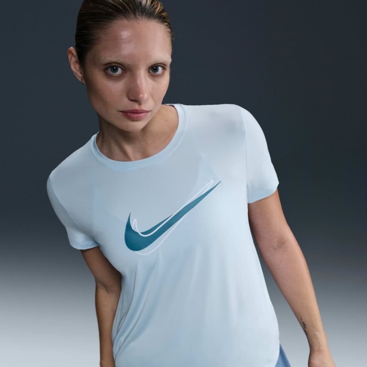 Nike One Swoosh Dri-fit Sportshirt Dames Blauw M/38 thumbnail 5