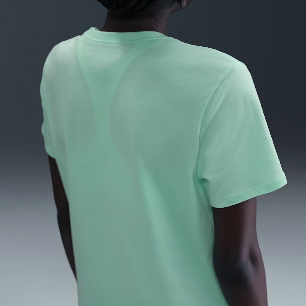 Nike Sportswear Club Essential Casaul T-shirt Dames Mint M/38 thumbnail 5