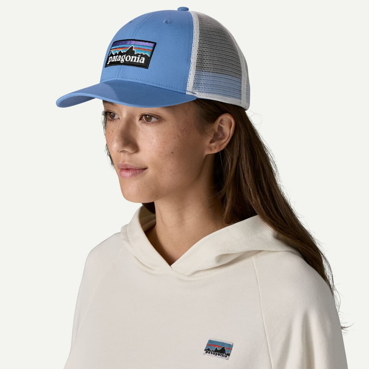Patagonia P-6 Logo Lopro Trucker Outdoor Cap Blauw 1 thumbnail 3