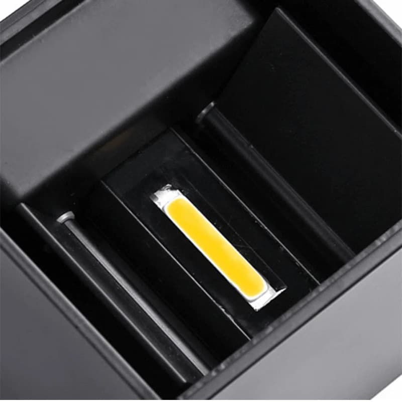 ELP LED Wandlamp Met Sensor | 6W 3000K | 830 IP54 thumbnail 2